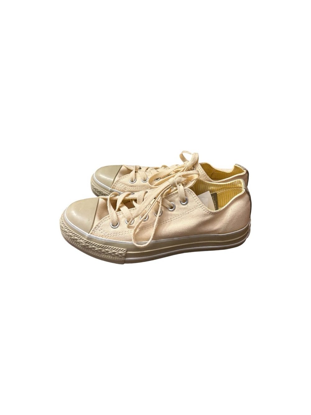 Converse - Picture 3 of 4